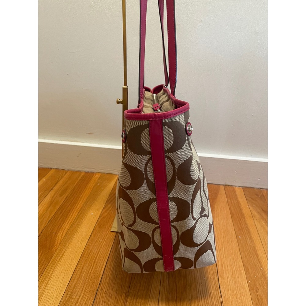 Coach Hamptons Weekend Signature Stripe Tote Purse Berry Style 10054 - Picture 11 of 13